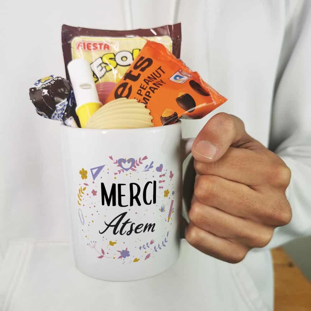 cadeau-Fin-annee-scolaire-merci-atsem-florale-mug-70-mains.jpg