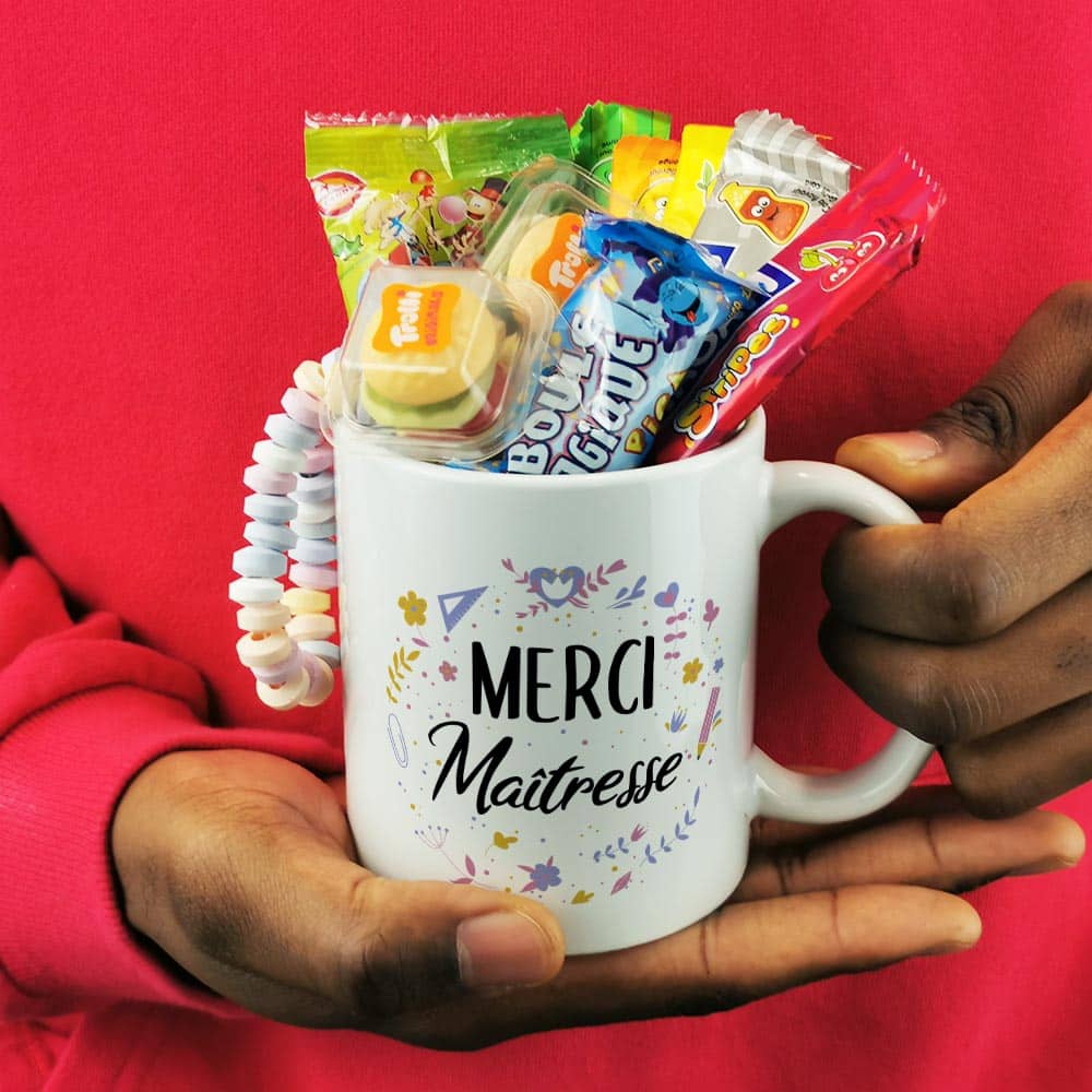 cadeau-Fin-annee-scolaire-merci-maitresse-florale-mug-2000-mains.jpg