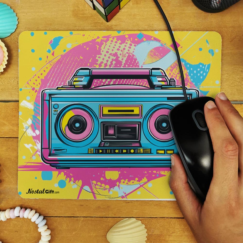 boombox-tapis-de-souris-main-haut.jpg