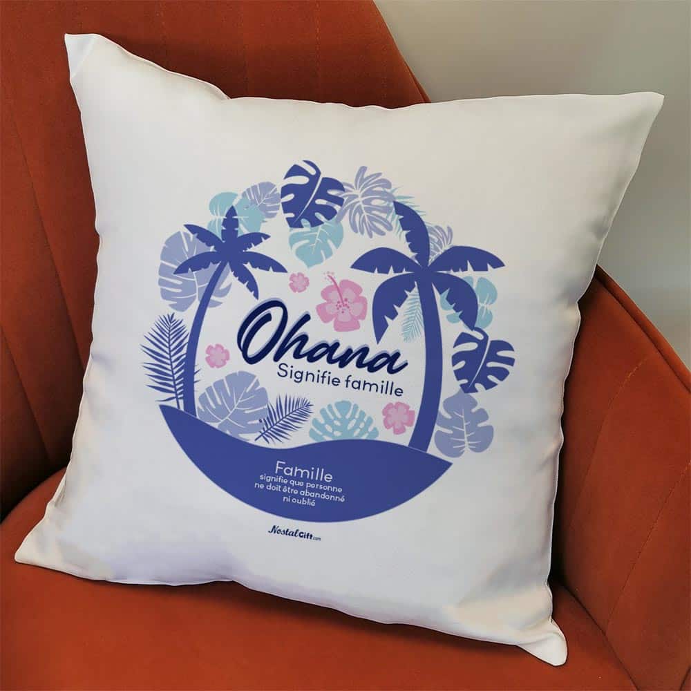cadeau-Anniversaire-ohana-signifie-famille-coussin-blanc-vue-droite.jpg